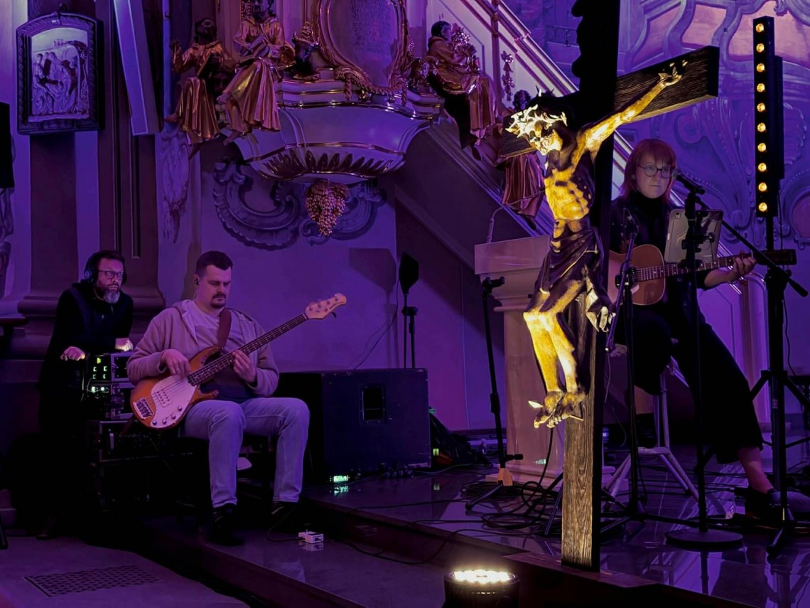 54f1a2d5-4d2c-4697-8ce5-1dd72d3fe1c8